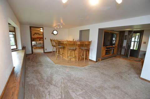 5219 Victor Dr, Mchenry, IL 60050 photo 11