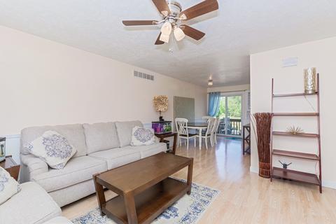 1405 E Vernon Ave #8, Normal, IL 61761 photo 11