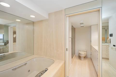 175 E Delaware Pl #8907, Chicago, IL 60611 photo 14