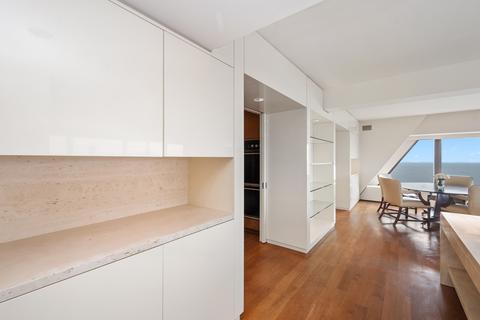 175 E Delaware Pl #8907, Chicago, IL 60611 photo 6