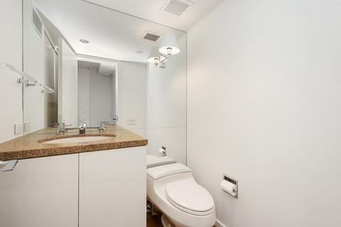 175 E Delaware Pl #8907, Chicago, IL 60611 photo 18