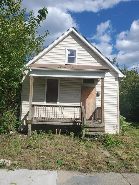 5733 S Lowe Ave, Chicago, IL 60621 photo 1