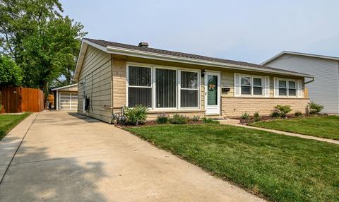 732 Debra Dr, Des Plaines, IL 60016 photo 2