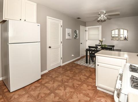 732 Debra Dr, Des Plaines, IL 60016 photo 7