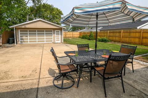 732 Debra Dr, Des Plaines, IL 60016 photo 17