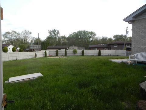3255 Willow Ln, Markham, IL 60428 photo 8