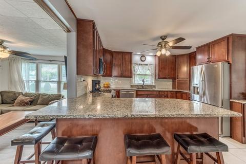 187 E Crestview Ave, Elmhurst, IL 60126 photo 7