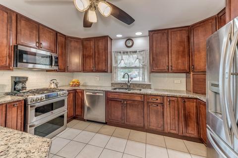 187 E Crestview Ave, Elmhurst, IL 60126 photo 6