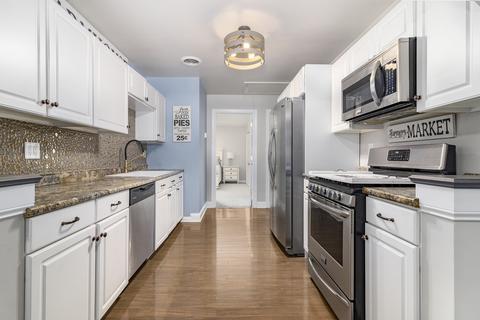 613 Elliott St, Beecher, IL 60401 photo 9