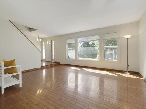 900 Juneway Ave, Deerfield, IL 60015 photo 4