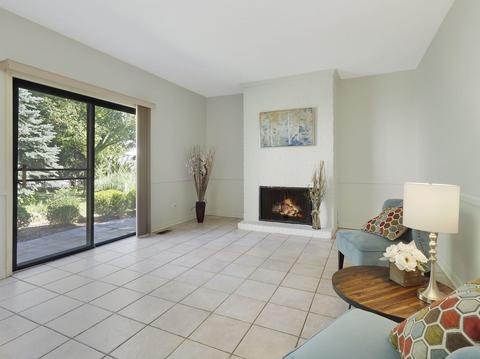 900 Juneway Ave, Deerfield, IL 60015 photo 12