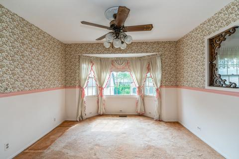 745 N Adele St, Elmhurst, IL 60126 photo 4
