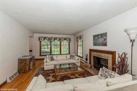 20616 Hellenic Dr, Olympia Fields, IL 60461 photo 2