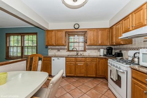 20616 Hellenic Dr, Olympia Fields, IL 60461 photo 4
