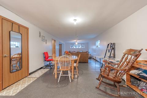 449 W Root St, Chicago, IL 60609 photo 20