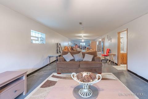 449 W Root St, Chicago, IL 60609 photo 23