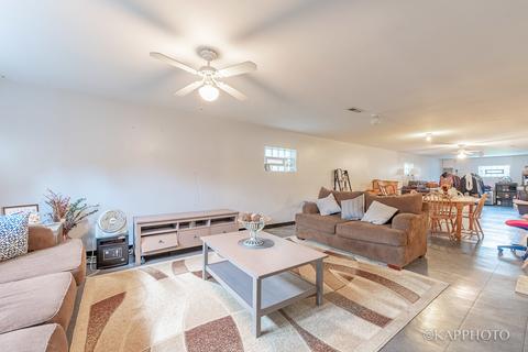 449 W Root St, Chicago, IL 60609 photo 22
