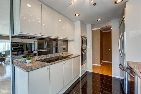 100 E Huron St #1302, Chicago, IL 60611 photo 3