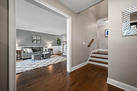 1005 Rolling Pass, Glenview, IL 60025 photo 4