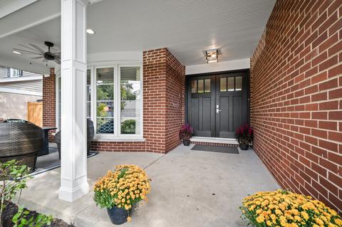 1005 Rolling Pass, Glenview, IL 60025 photo 2