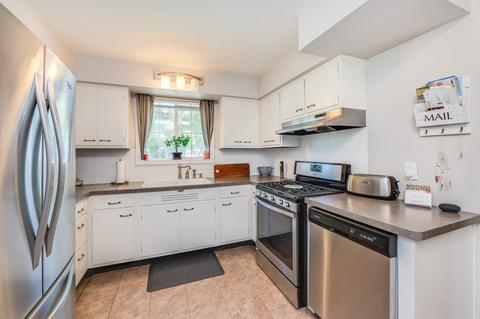 318 E Abe St, Plano, IL 60545 photo 9