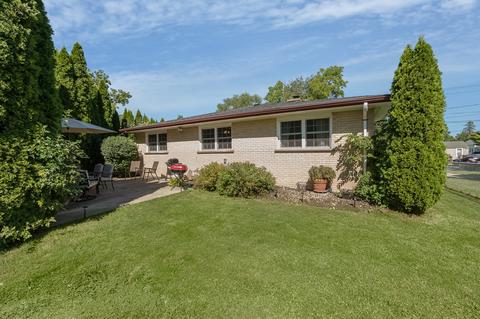 318 E Abe St, Plano, IL 60545 photo 2