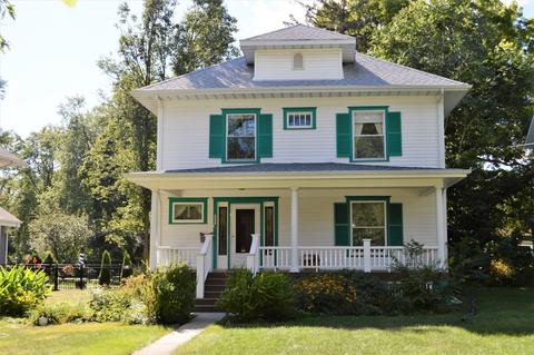 807 N School St, Normal, IL 61761 photo 1