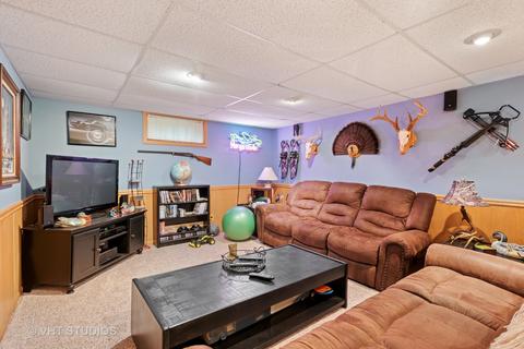 828 S Gables Blvd, Wheaton, IL 60189 photo 15