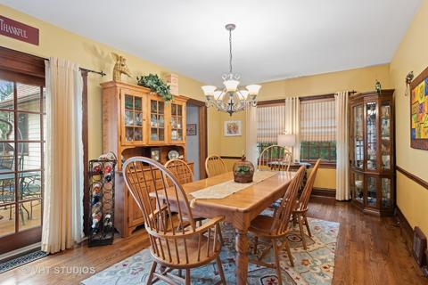 828 S Gables Blvd, Wheaton, IL 60189 photo 5