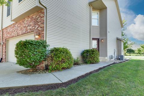 2309 Callard Ln, Normal, IL 61761 photo 4