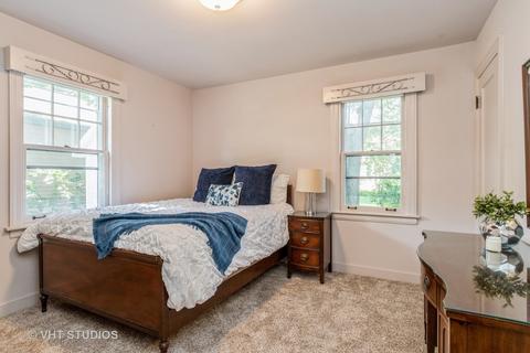 612 S Gables Blvd, Wheaton, IL 60187 photo 9