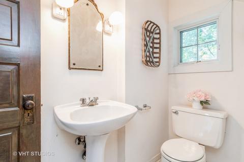 612 S Gables Blvd, Wheaton, IL 60187 photo 13