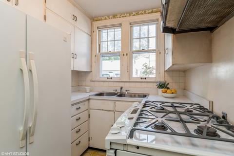612 S Gables Blvd, Wheaton, IL 60187 photo 7