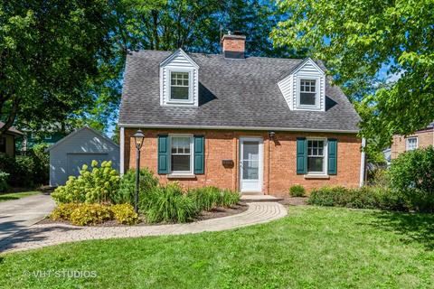 612 S Gables Blvd, Wheaton, IL 60187 photo 1