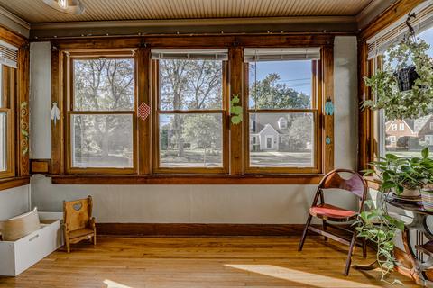 388 Congdon Ave, Elgin, IL 60120 photo 7