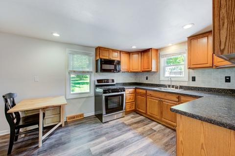 523 Elm St, Beecher, IL 60401 photo 6