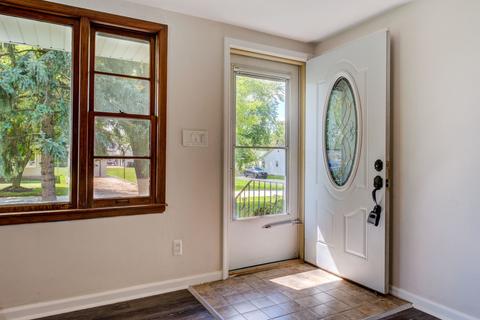 523 Elm St, Beecher, IL 60401 photo 2