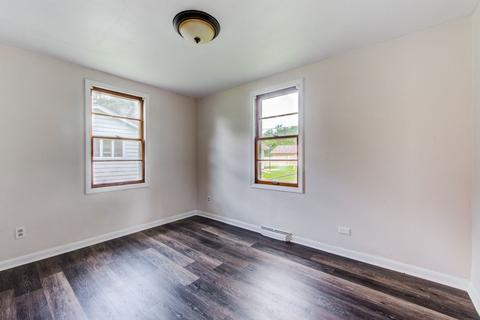 523 Elm St, Beecher, IL 60401 photo 17