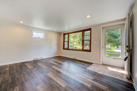 523 Elm St, Beecher, IL 60401 photo 5