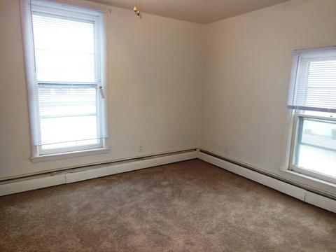 325 Main St, Maple Park, IL 60151 photo 2