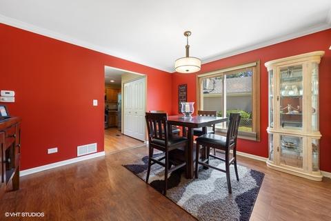 580 Chester Ct E, Aurora, IL 60504 photo 11