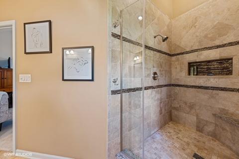 580 Chester Ct E, Aurora, IL 60504 photo 16