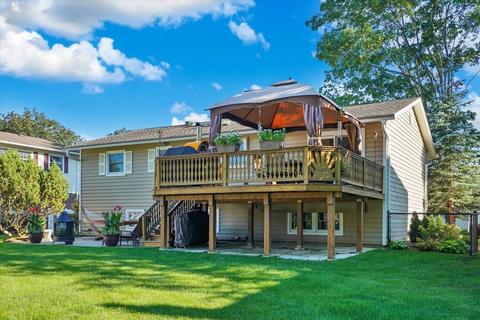1106 E Juniper Ln, Mount Prospect, IL 60056 photo 2