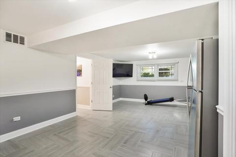 1106 E Juniper Ln, Mount Prospect, IL 60056 photo 25
