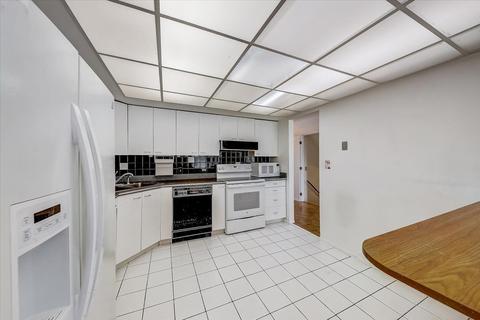 365 Willow Tree Ct, Hoffman Estates, IL 60169 photo 12