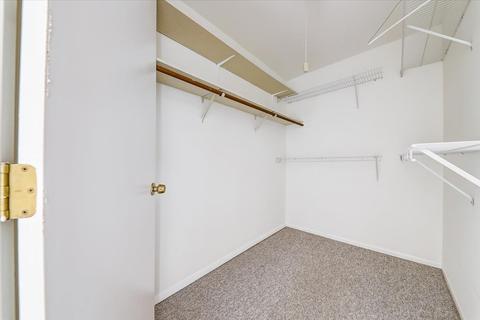 365 Willow Tree Ct, Hoffman Estates, IL 60169 photo 24