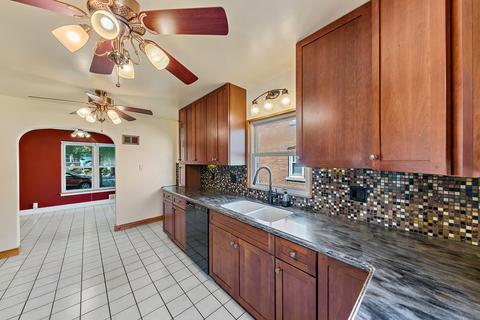 212 S May Ave, Kankakee, IL 60901 photo 17