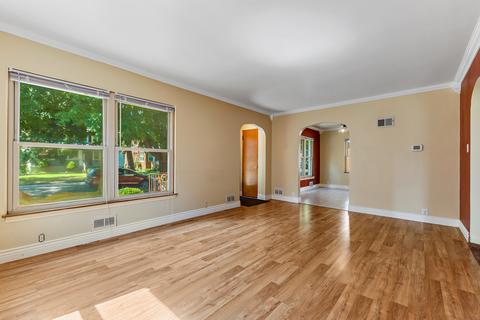 212 S May Ave, Kankakee, IL 60901 photo 5