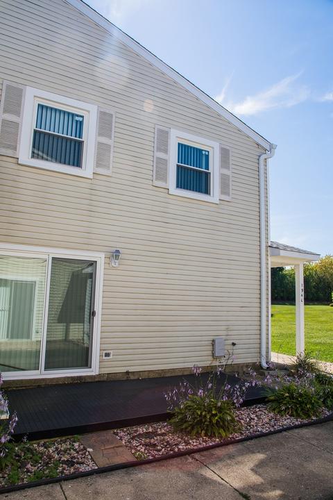 194 Robert Ct #C, Bartlett, IL 60103 photo 23
