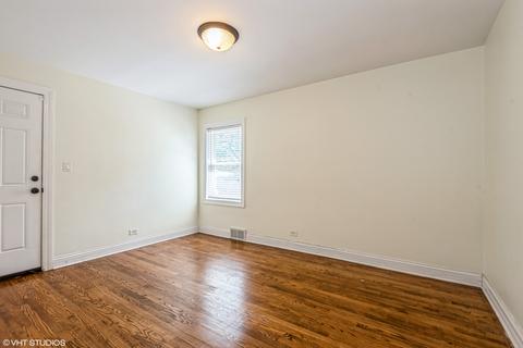1215 Pitner Ave, Evanston, IL 60202 photo 5